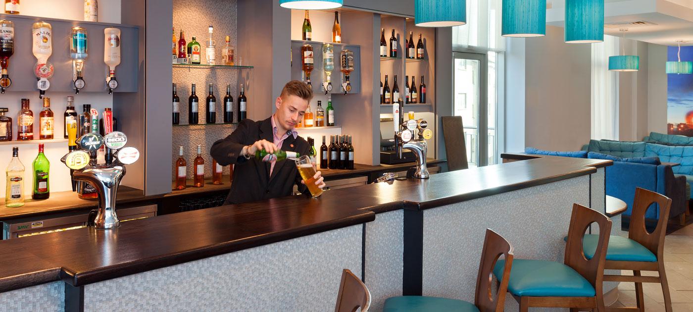 Leonardo Hotel พลีมัธ ร้านอาหาร รูปภาพ